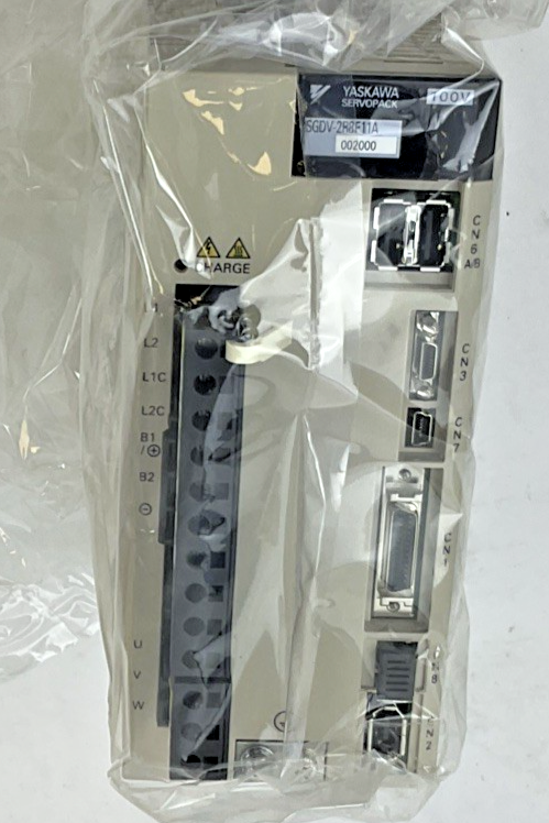 YASKAWA SGDV-2R8F11A002000 SERVO DRIVE 3PH 9.4A 230V 400HZ