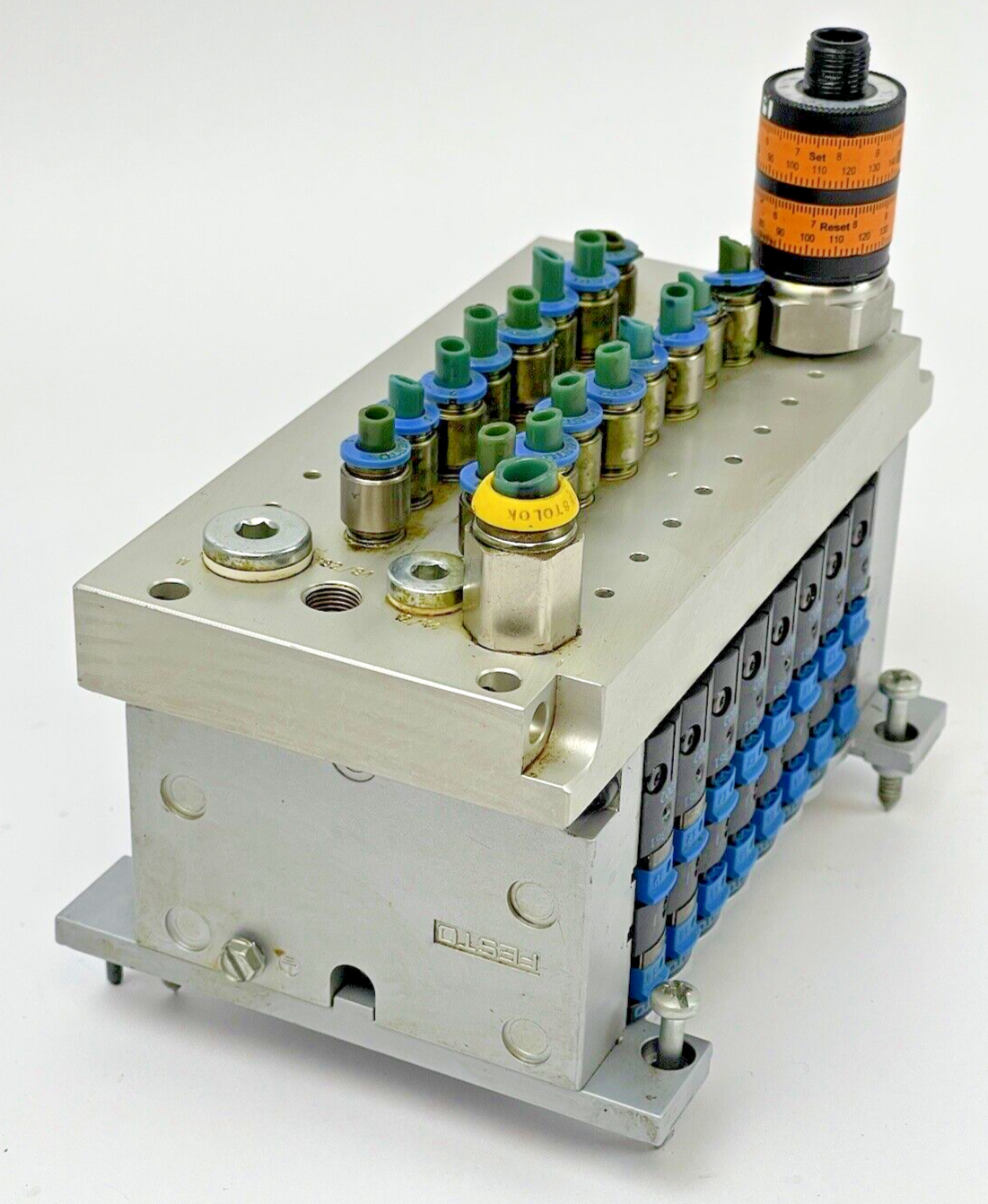 FESTO - CPV14-V1 - VALVE MANIFOLD-W/ PNEUM CONN & STACK PLATES, B102(6), B002(2)