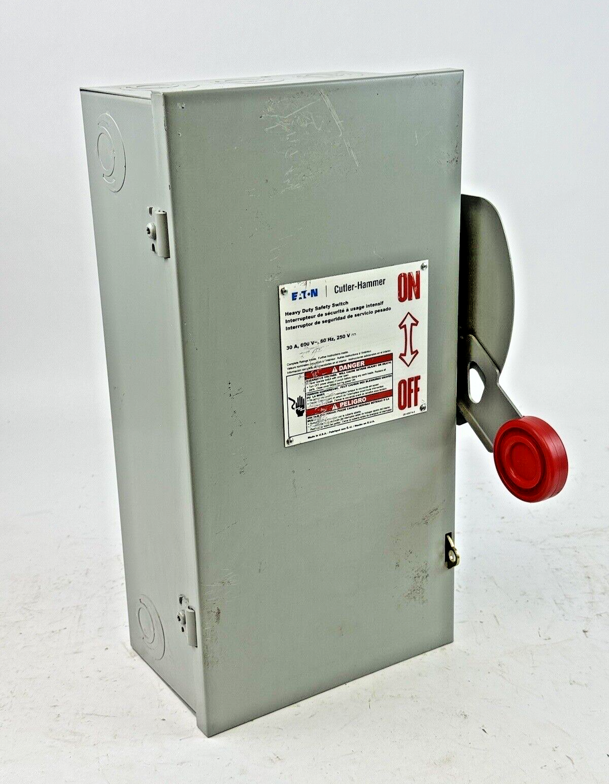 EATON / CH - DH361UGK - HD SAFETY SWITCH - 30A/ 600VAC/250DC / 3 POLE/ TYPE 1