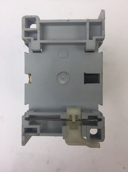 ALLEN BRADLEY 700-CF400D* CONTACTOR  600VAC 25A COIL 24VDC 100-F 100-FSD250