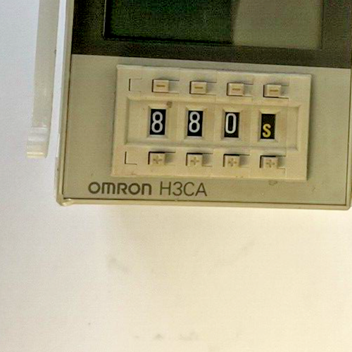 OMRON H3CA-8 TIMER 24VDC 3A 250VAC
