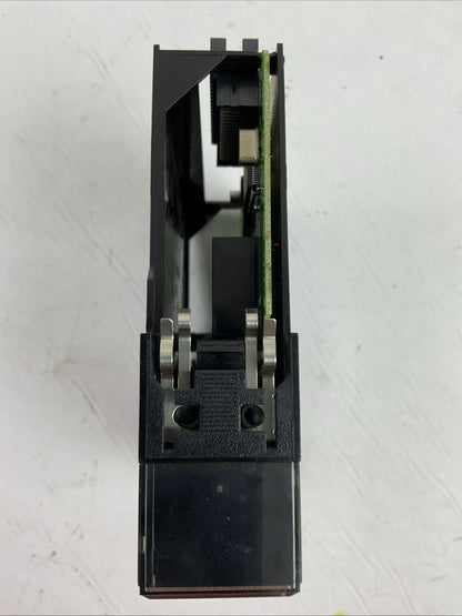 ALLEN BRADLEY 1756-OX8I SER A F/W REV 3.2 RELAY ISOL. OUTPUT 8NO 8NC C300 / R150