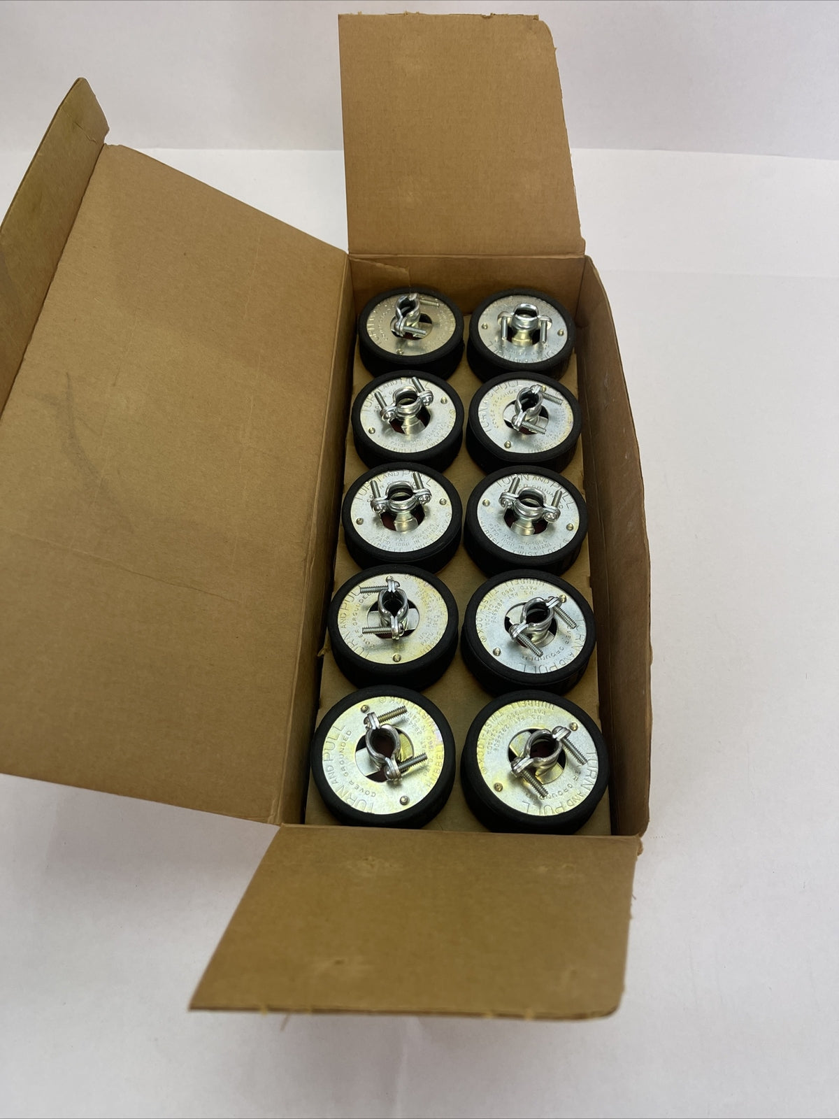 HUBBELL 9968-G CONNECTOR BODIES 4WIRE GROUNDED W/ CORD GRIP 600VAC (BOX OF 10)