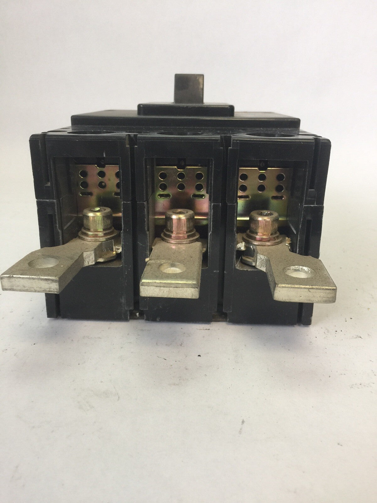 LG ABS403 CIRCUIT BREAKER 300A 600VAC 250VDC  3 POLES