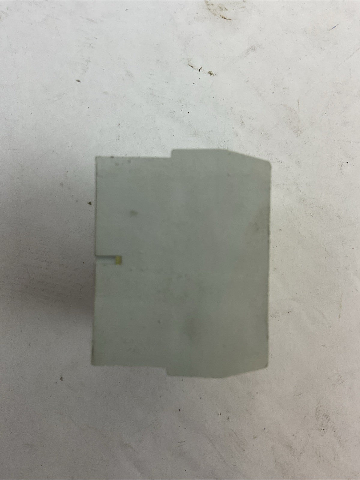 EATON C320KGT13 SERIES A2 FREEDOM SERIES TOP MTD AUXILIARY CONTACT 4N.O.