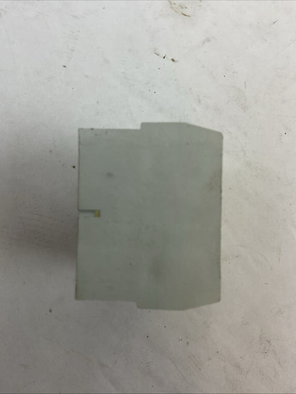 EATON C320KGT13 SERIES A2 FREEDOM SERIES TOP MTD AUXILIARY CONTACT 4N.O.