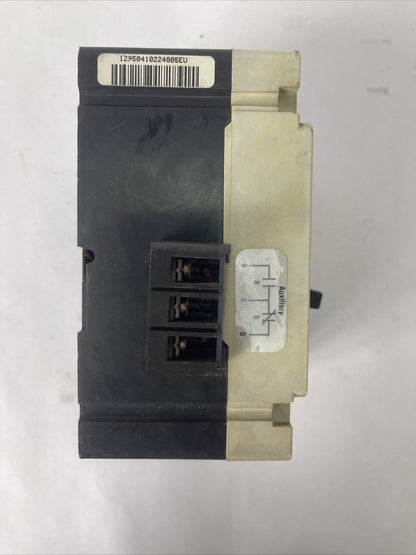 WESTINGHOUSE HMCP003A0CA04 CIRCUIT BREAKER 600VAC 250VDC 3AMP 3POLE A1X1LT