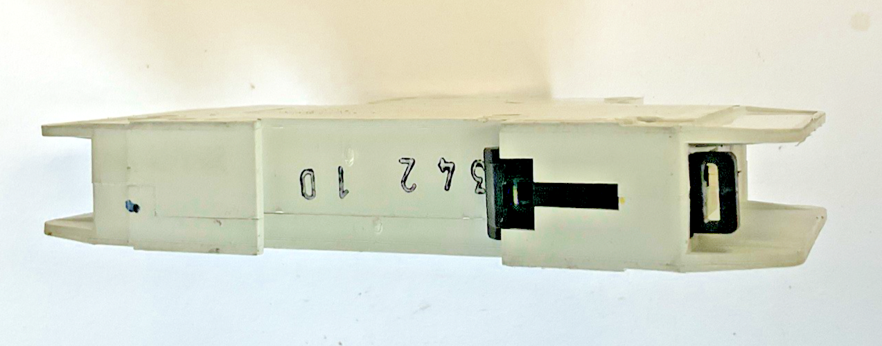 ALLEN BRADLEY 1489-A1D010 CIRCUIT BREAKER SER.A  ***LOTOF3***