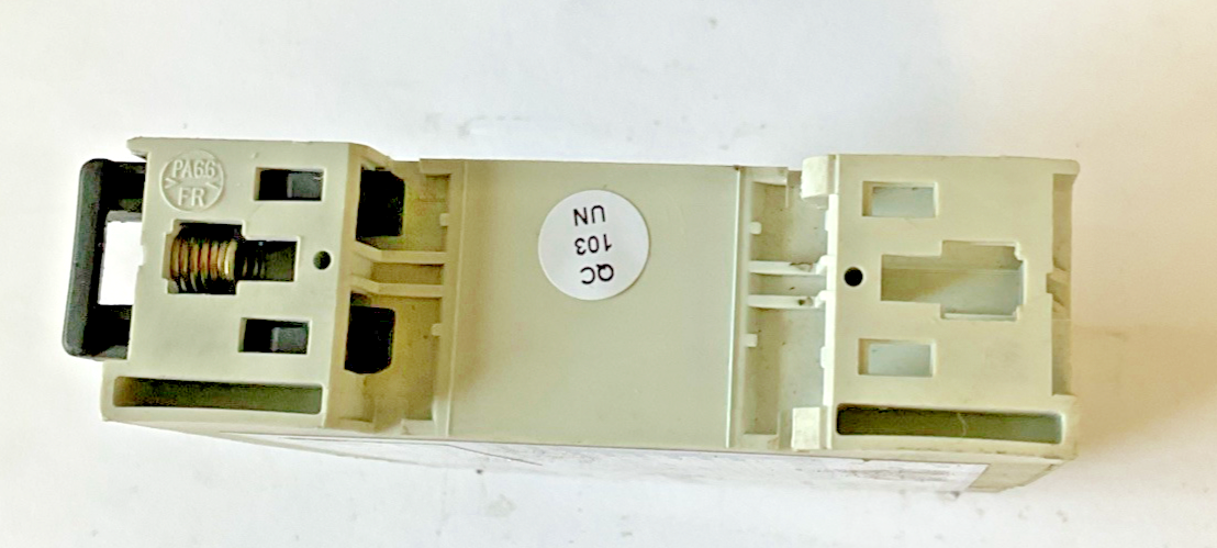 UNITRONICS M90-19-R4 ISOLATED CONVERTER 24VDC