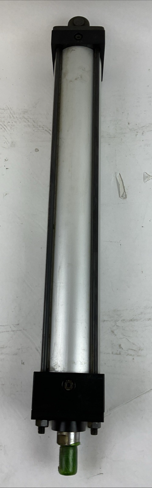 TRD MANUFACTURING 250PSI AIR MAX BORE/STROKE 2-1/2" X 16" CYLINDER