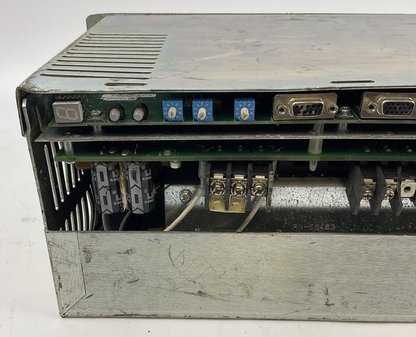 ALLEN BRADELY 2098-DSD-HV150-SE SERVO DRIVE SER.B  3PH FIRM. V1.53 ***PARTS***