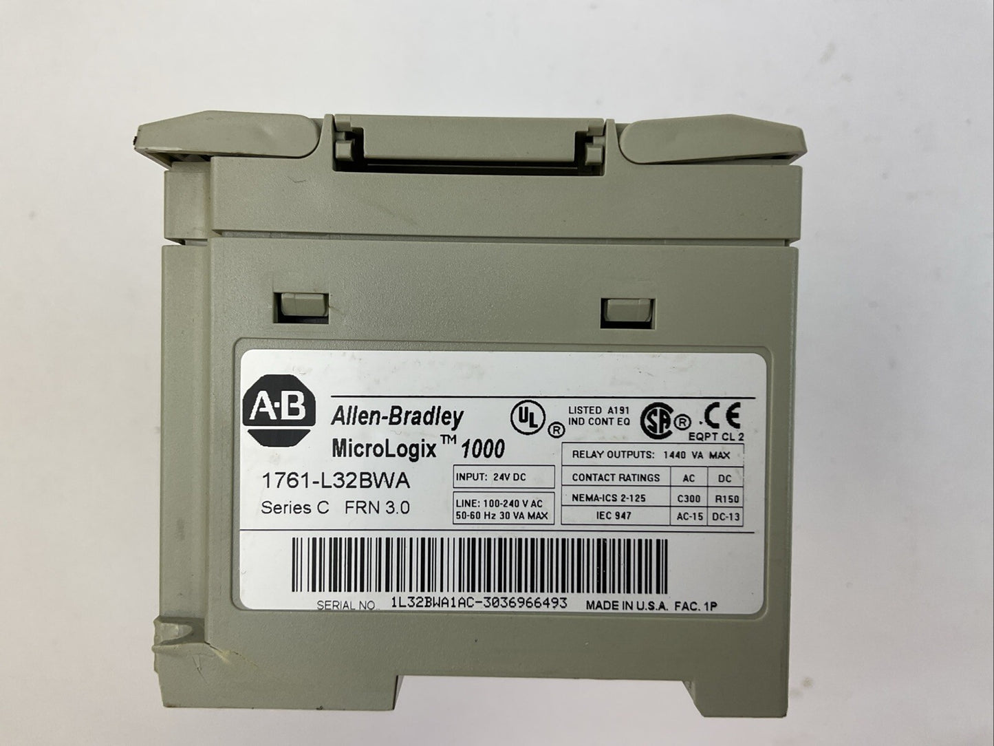 ALLEN BRADLEY 1761-L32BWA SER C FRN 3.0 MICROLOGIX 1000 CONTROLLER