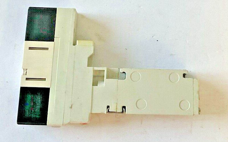 SMC VQC1200-5 SOLENOID PNEUMATIC VALVE 0.1-0.7MPA ***LOTOF2***