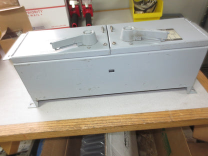 CHALLENGER FCST3211R TWIN PANELBOARD SWITCH - 30A, 240V, 3-POLE