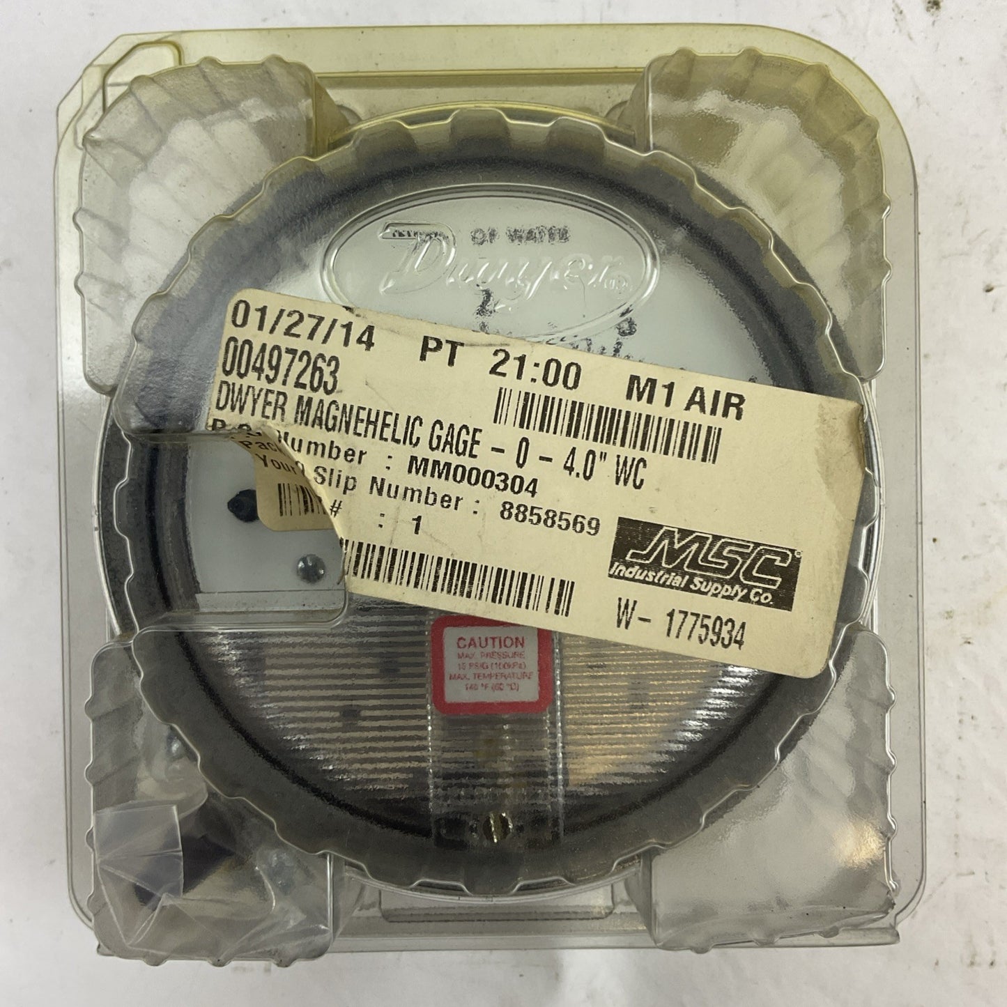 DWYER 2004 W45Y PRESSURE GAUGE 0-4 INCHES OF WATER
