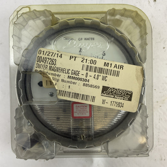 DWYER 2004 W45Y PRESSURE GAUGE 0-4 INCHES OF WATER