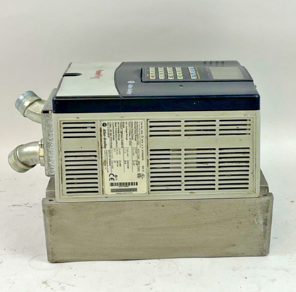 ALLEN BRADLEY 20AD8P0A3AYNNNC0 AC DRIVE POWER FLEX 70 SER A FW 5.001 5HP 9.8A