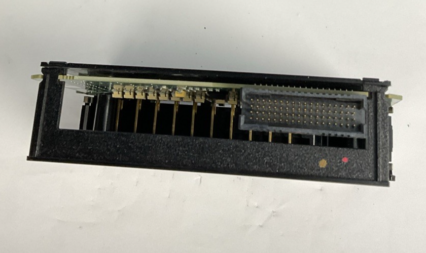 ALLEN BRADLEY 1756-IB16 16 POINT D/I MODULE 24VDC SER.A
