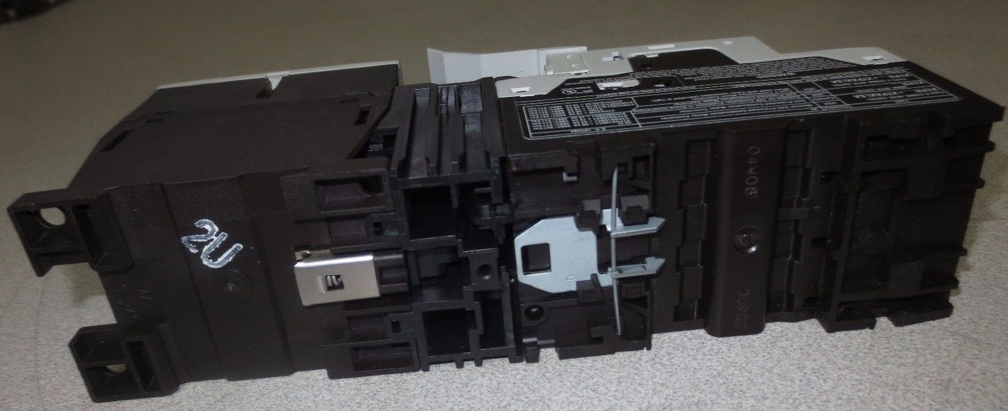 EATON XTPR2P5BC1 STARTER + XTCE007B10 CONTACTOR + OXM12DM + XTPAXFA11 AUX CONTAC