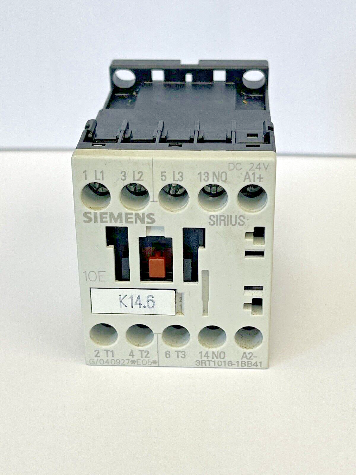SIEMENS - 3RT1016-1BB41 - CONTACTOR - AC-3 9 A, 4 kW / 400 V 1 NO, 24 V DC 3-pol