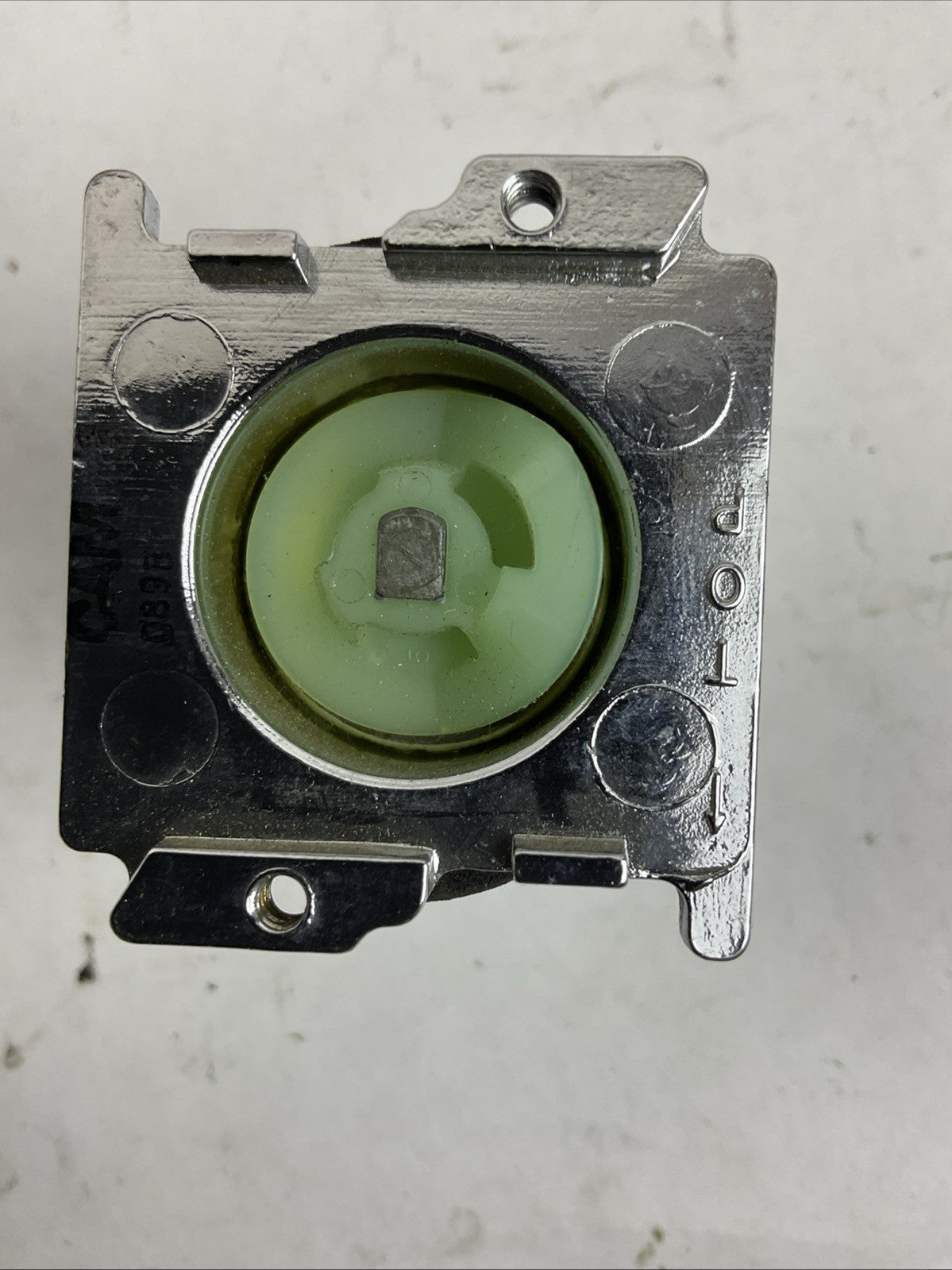 CUTLER HAMMER 10250T15237H620 SELECTOR SWITCH KEY OPERATED 3 POSITION (NO KEY)