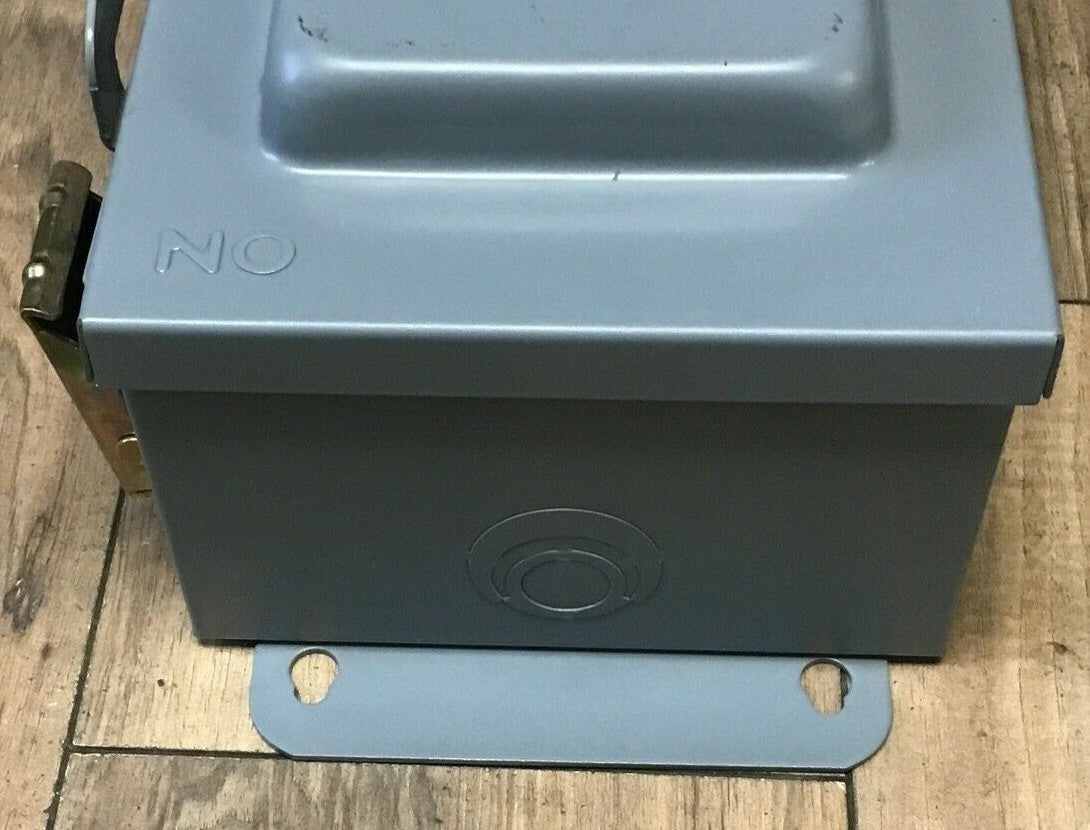 SQUARE D HU362AEI SAFETY SWITCH SER.E1 60A  NON FUSIBLE 600VAC/VDC 240VAC