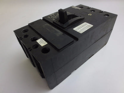 SQUARE D ADJUSTABLE TRIP CIRCUIT BREAKER - 225A, 3P