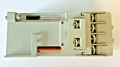 ALLEN BRADLEY 100-C16Z*400 CONTACTOR SER.B 600VAC 32A