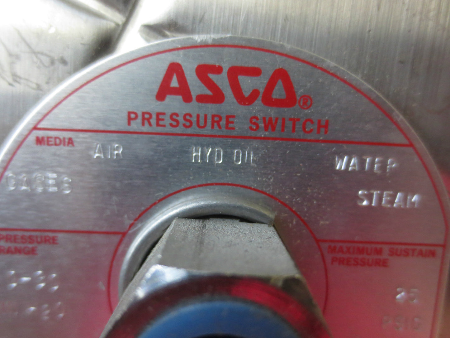 ASCO TA30A31 TRI-POINT PRESSURE TRANSDUCER PRESSURE/TEMPERATURE SWITCH NEW SURPL