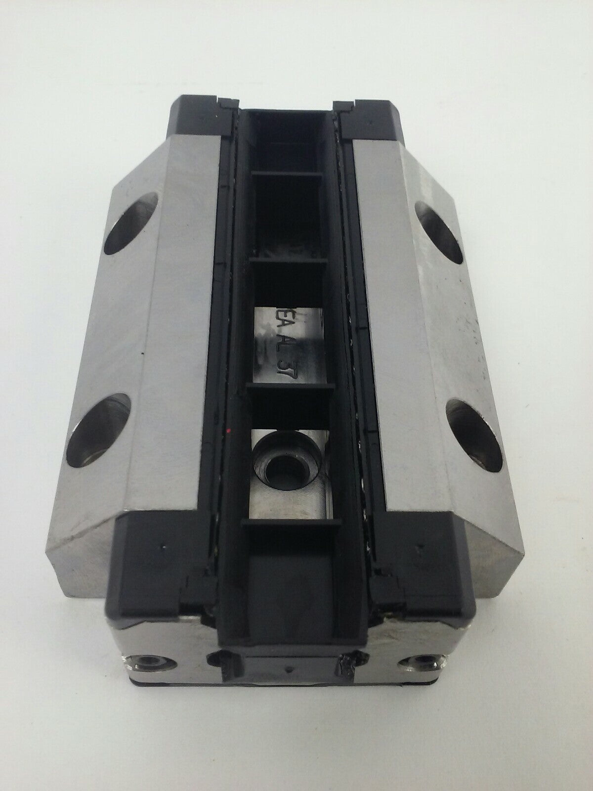 REXROTH MNR: R165323220 685 RUNNER BLOCK/ BAIL RAIL