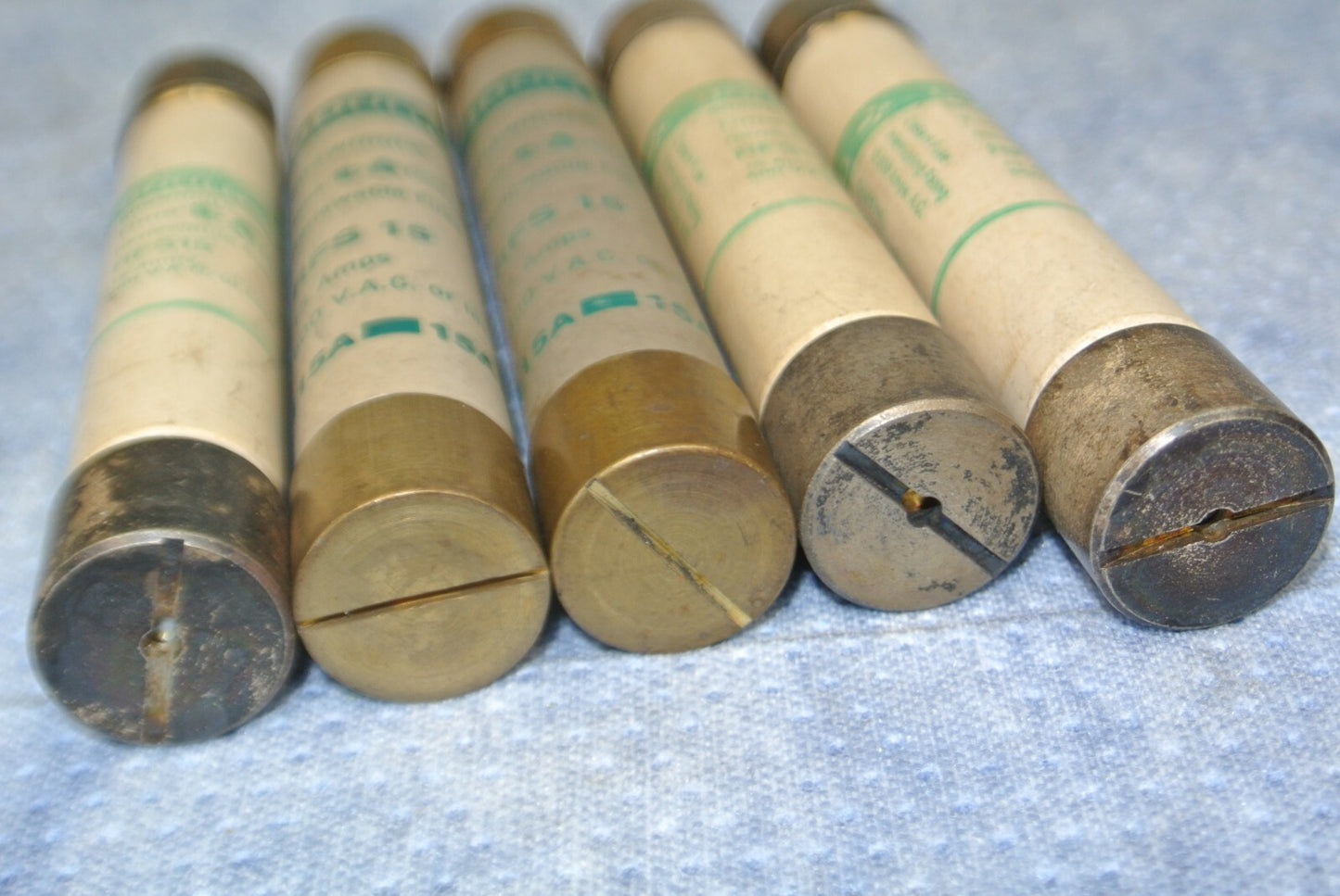 LOT of 5 / GOULD RFS15 RENEWABLE FUSES / 15A / 600V