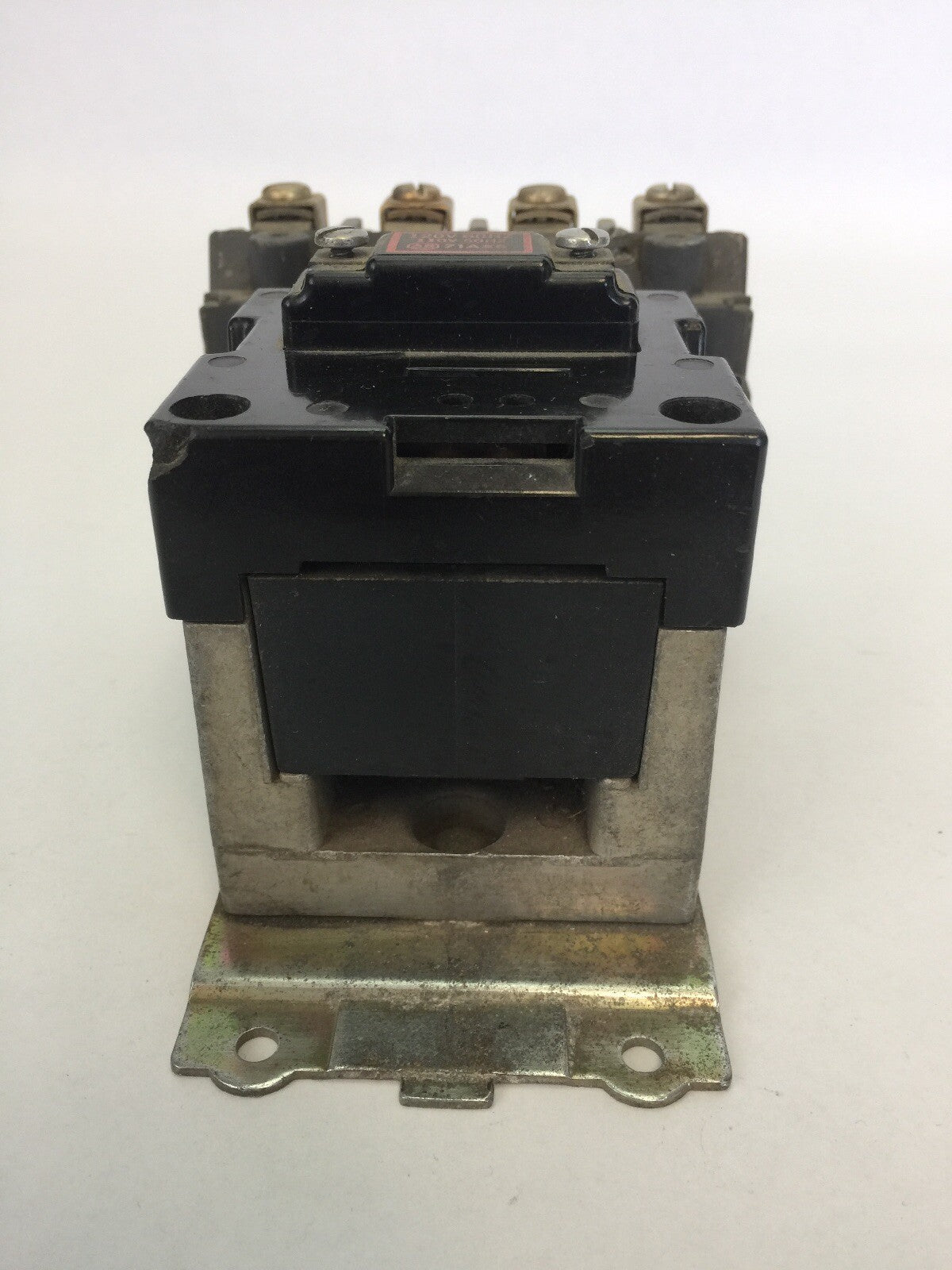 ALLEN BRADLEY 702BOE93 CONTACTOR 600VAC 30A SERIES K 71A86 COIL 120V 60HZ