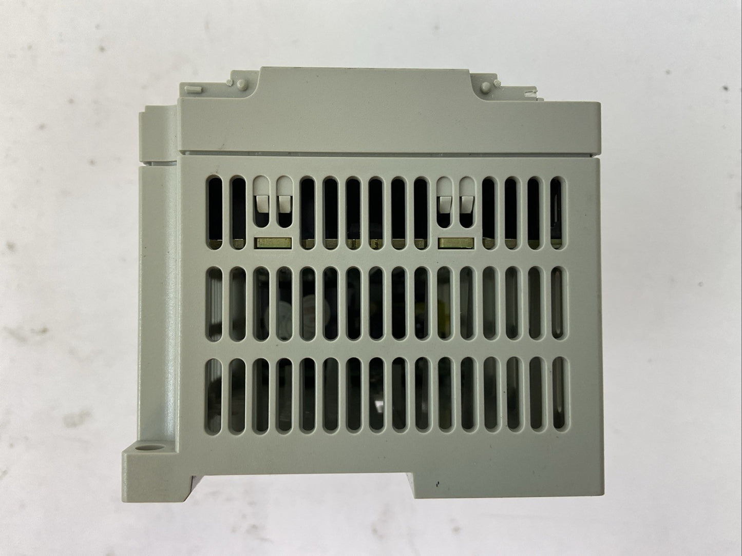 ALLEN BRADLEY 1761-32BWA SER E FW 1.0 MICROLOGIX 1000 32 POINT CONTROLLER