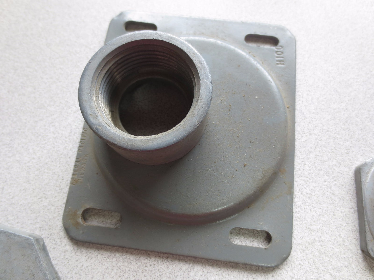 VARIOUS FLANGES / HUBS - 5 FEMALE THREAD, 1 MALE - NEW SURPLUS - LOT of 6