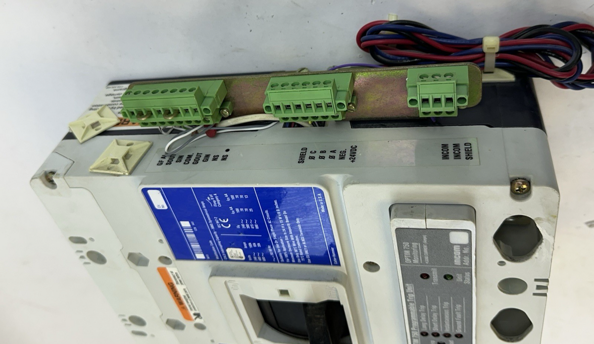 CUTLER HAMMER CHLD3250T76W 250A 600V 3P CIRCUIT BREAKER W/DIGITRIP 750 TRIP UNIT