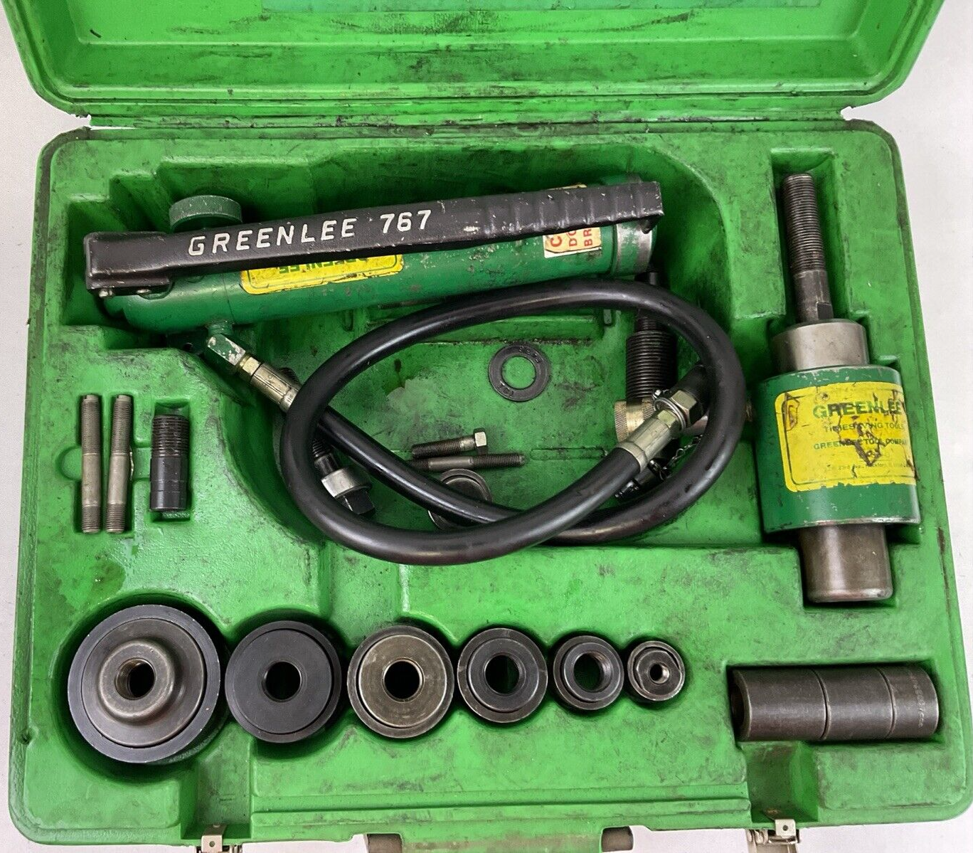 GREENLEE 7306 HYDRAULIC KNOCKOUT PUNCH-DRIVER SET W/PUNCHES AND DIES FOR