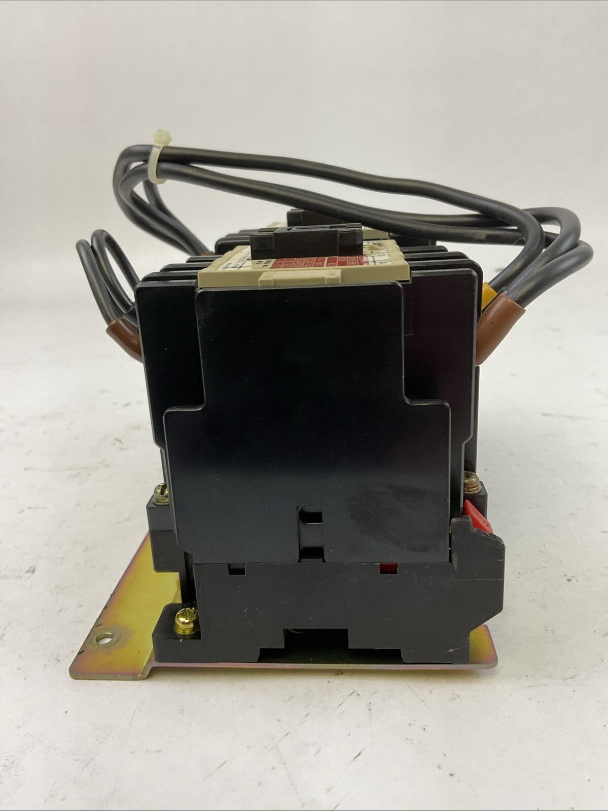 MITSUBISHI REVERSING CONTACTOR S-K35 60A COIL 200V