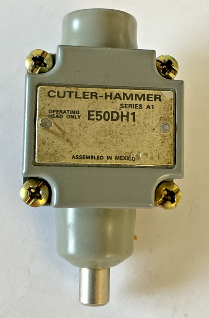 EATON E50DH1 LIMIT SWITCH SIDE PIN PLUNGER SER.A1