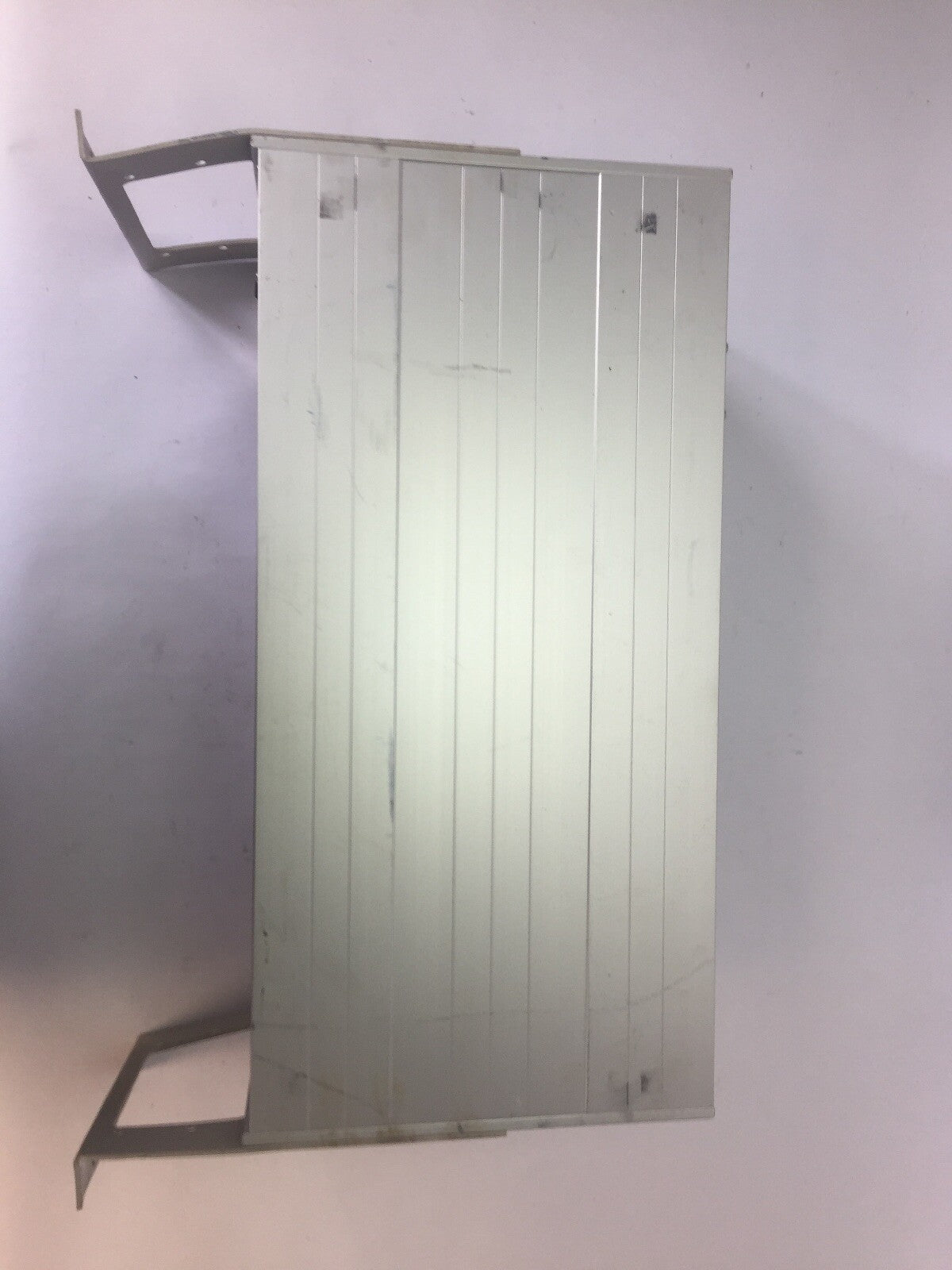 NATIONAL INSTRUMENTS SCXI-1001 12 SOLT CHASSIS 100/120/220/240VAC 1.7/1.5/0.8A
