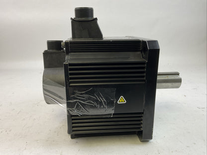 PANASONIC MHMA202P1G AC SERVO MOTOR 200VAC 2000 R/MIN MISSING SCREWS