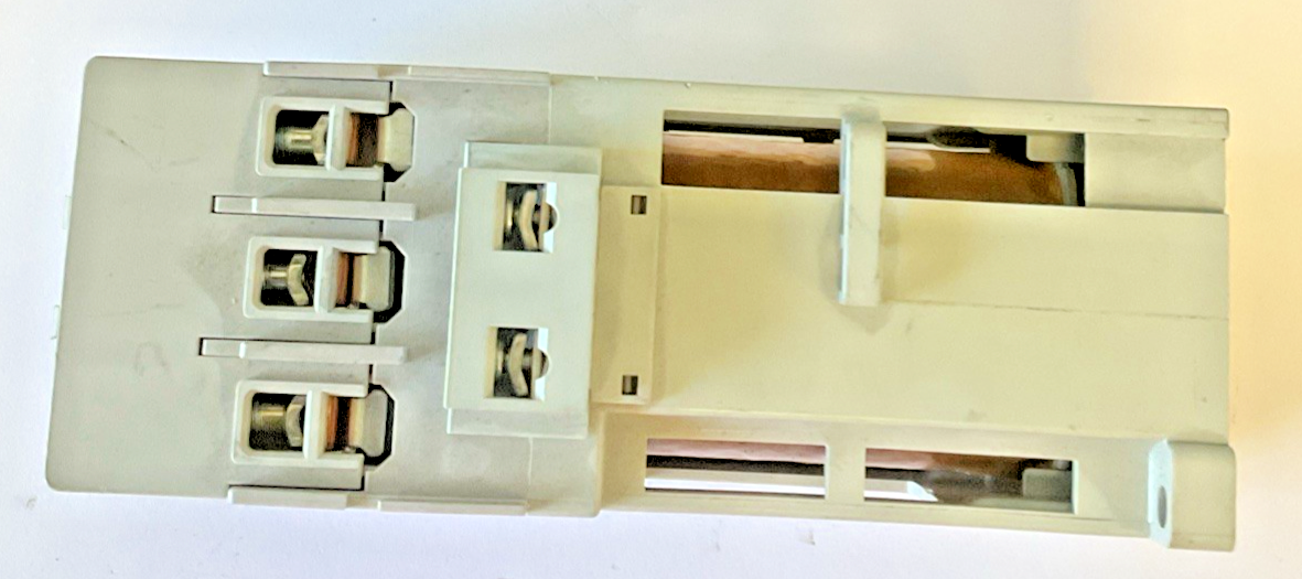 ALLEN BRADLEY 100-C43D*00 CONTACTOR SER.A 600VAC 75A