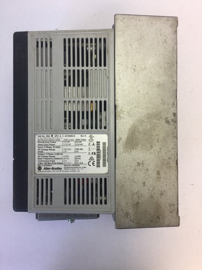 ALLEN BRADLEY POWER FLEX 70 20AB2P2A3AYNNEC0 AC DRIVE SERA INPUT 180-264VAC