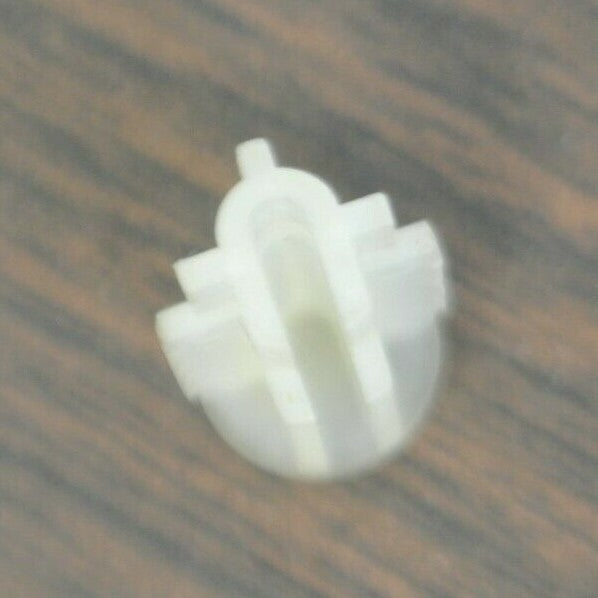 BAG of 6 / CUTLER-HAMMER E22BA2 SWITCH ACTUATOR / OPERATOR PLUG / NEW SURPLUS