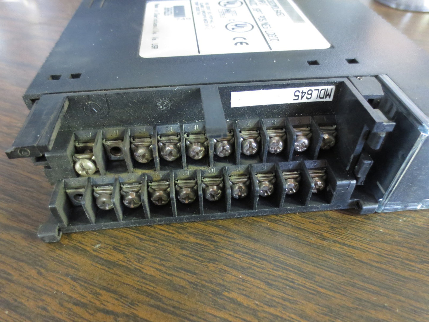 GE FANUC IC693MDL645D INPUT MODULE - 24VDC 16PT POS/NEG LOGIC - NO COVER