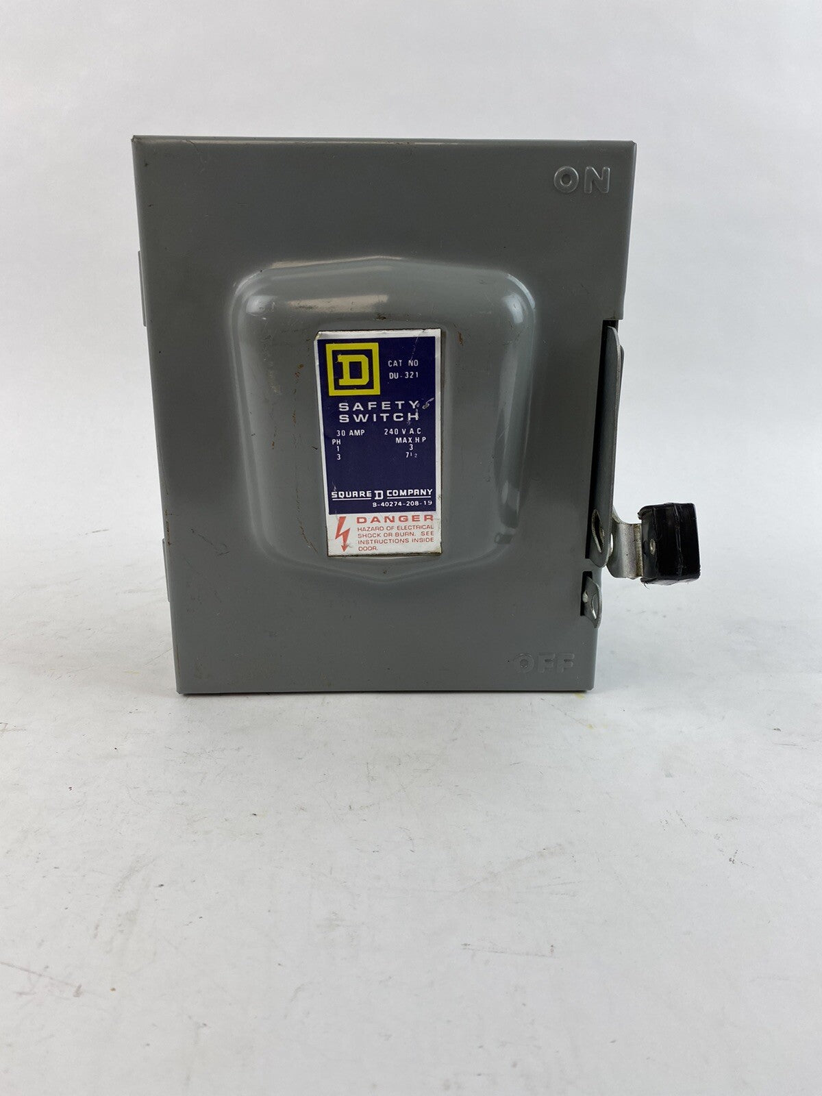 Square D DU-321 Series C2 30A 240VAC Safety Switch