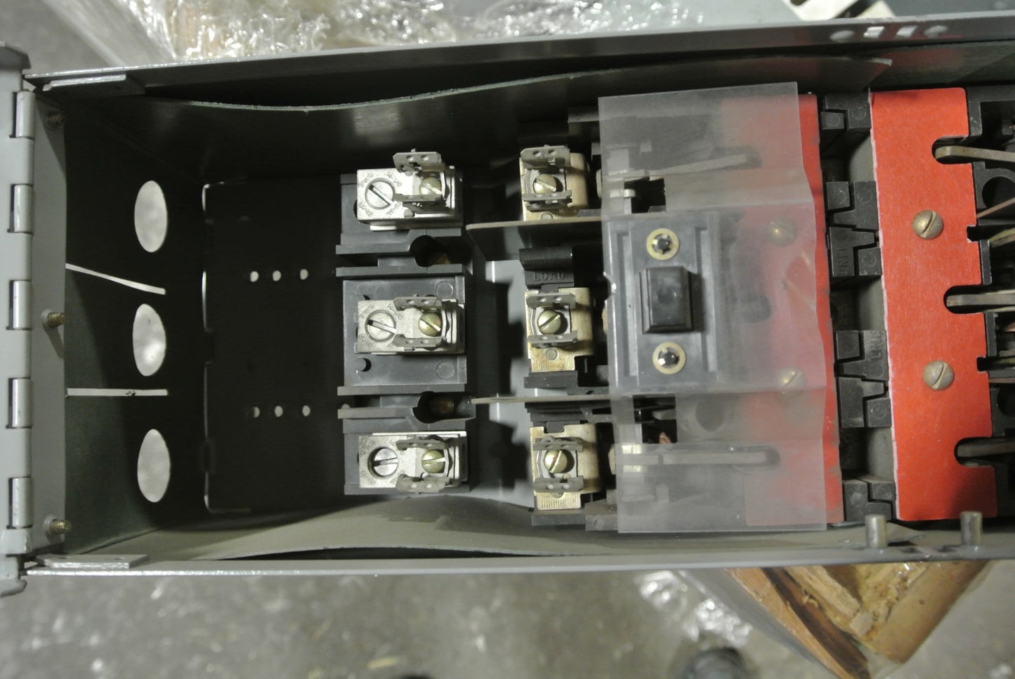 WESTINGHOUSE FDPT3211R - TWIN PANELBOARD SWITCH - 240V, 30A, 3-POLE / EACH
