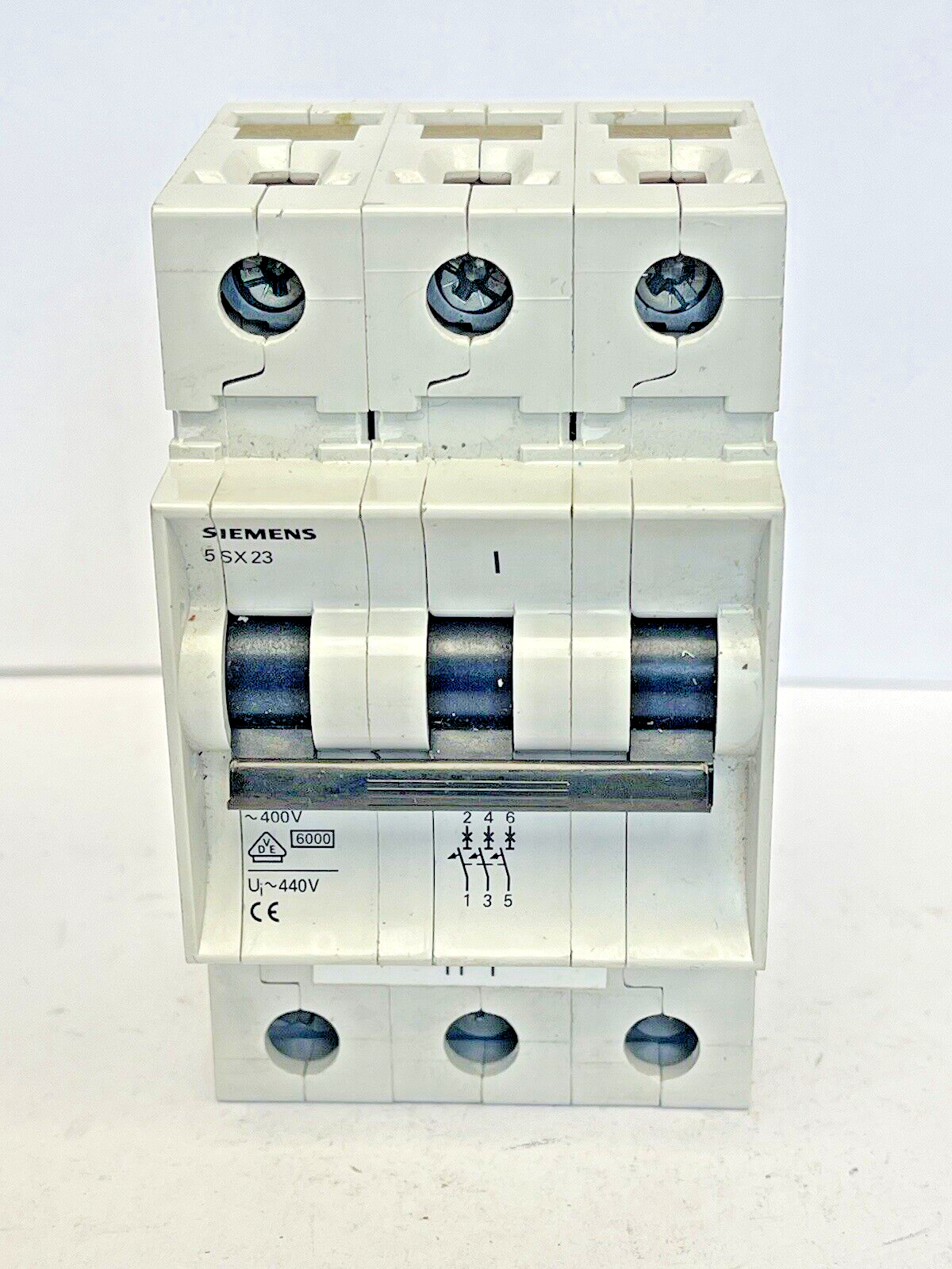 SIEMENS - 5SX23 - CIRCUIT BREAKER - 3 POLE, 480V AC