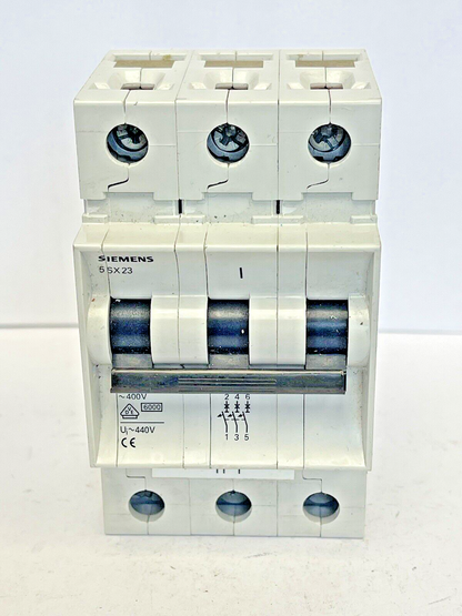 SIEMENS - 5SX23 - CIRCUIT BREAKER - 3 POLE, 480V AC