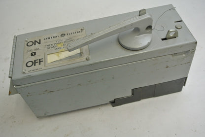 GE THFP321XL - FUSIBLE DISCONNECT / PANELBOARD SWITCH - 240VAC, 30A, 2-POLE