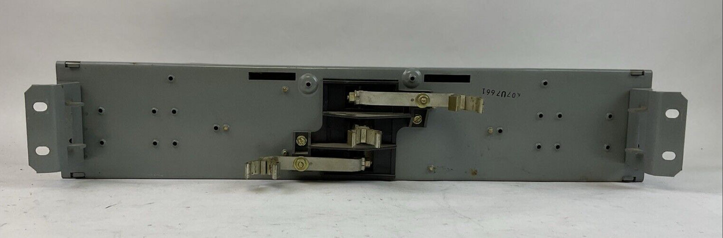 SQUARE D QMB-321-TW PANELBOARD TWIN SWITCH SER E1 240VAC 3POLE 30AMP 3PH 7-1/2HP